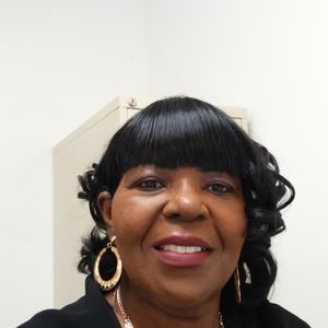 Meet your Posher, Brenda